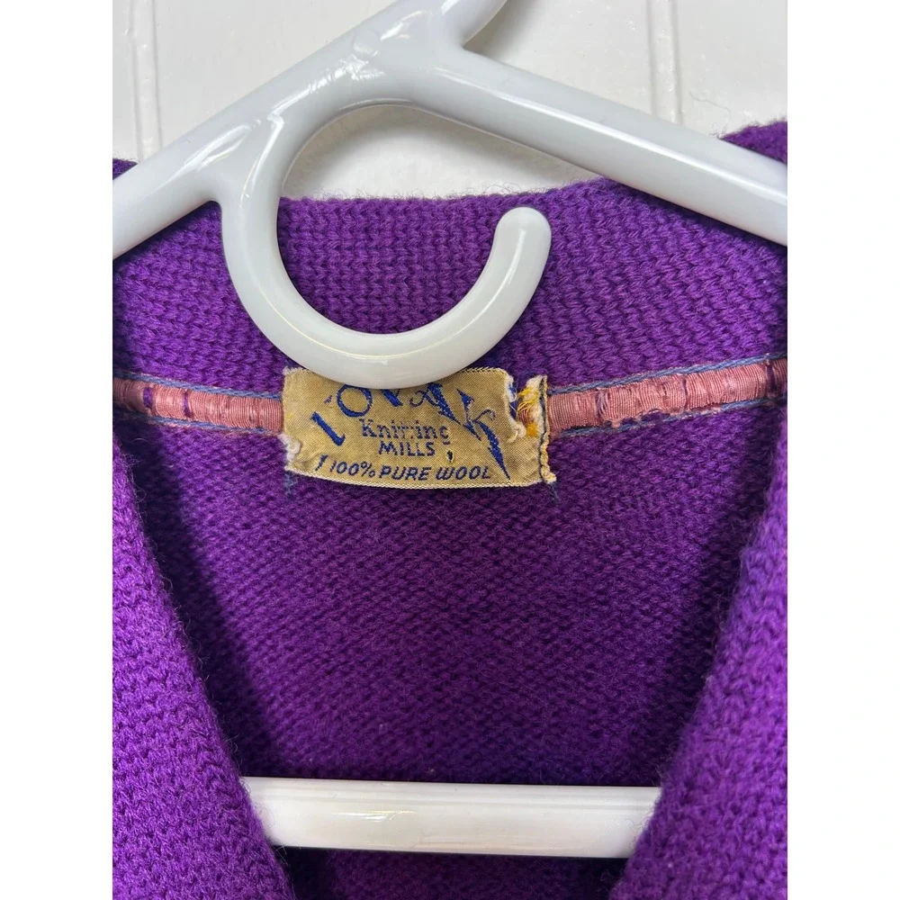Vintage 100% Pure Wool Purple V-Neck‎ Cardigan Sweater Women's M english winter